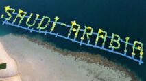 Heboh, Pantai Arab Saudi Izinkan Pengunjung Pake Bikini