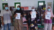 Gampong Seunaloh Blangpidie Salurkan BLT DD, Warga Belum Vaksin Bantuan Ditunda
