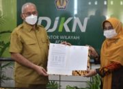 Pemerintah Aceh Terima Dokumen Hibah BMN eks BRR NAD-Nias dari DJKN Aceh