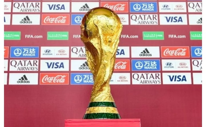 Trofi Piala Dunia/Twitter@FIFAWorldCup.
