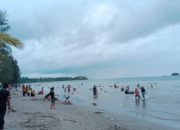 Libur Lebaran, Wisata Pantai di Simeulue Dipadati Pengunjung