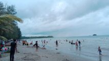 Libur Lebaran, Wisata Pantai di Simeulue Dipadati Pengunjung