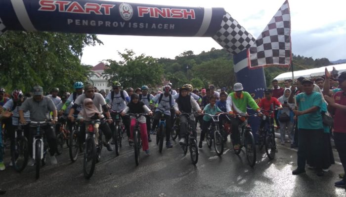 Bupati Akmal Lepas Peserta Fun Bike & Fun Walk HUT Abdya ke-20