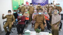 Sekda Aceh Semangati para Lansia saat Zikir Doa di UPTD Geunaseh Sayang