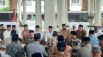 Rombongan Kankemenag Aceh Utara Takziah ke Rumah Alm Abu Tumin