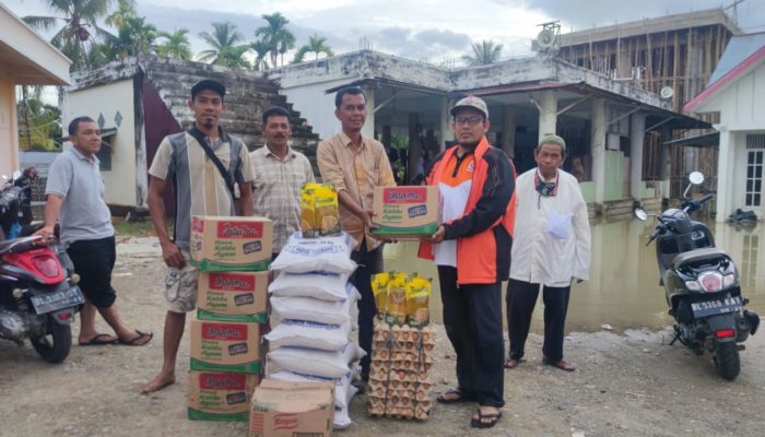 PKS Aceh Utara Salurkan Bantuan untuk Korban Banjir