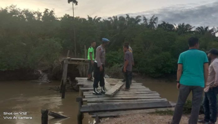 Akibat Banjir, Jembatan Jeungki Peureulak Aceh Timur Ambruk
