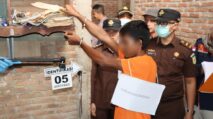 Polisi Rekonstruksi Kasus Pembunuhan Warga Meureudu