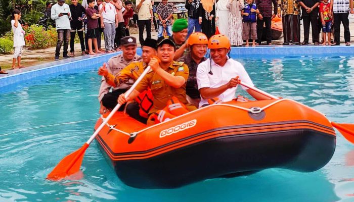 Di Abdya Bakal Hadir Wisata Arung Jeram, Safaruddin Sumbang 3 Perahu Karet