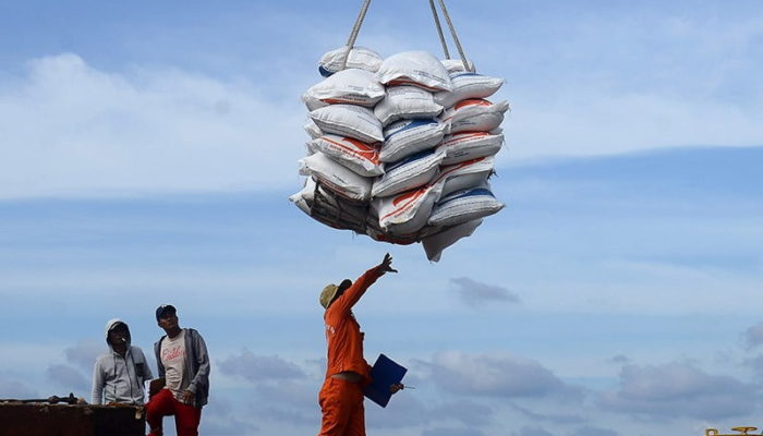 200.000 Ton Beras Asal Vietnam Tiba di Aceh