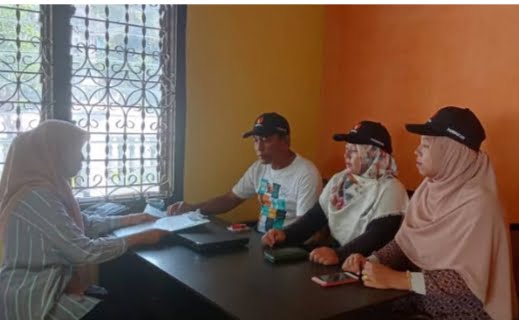 Panwascam Blangpidie menerima berkas calon anggota PKD di Kantor Panwascam Blangpidie, Kabupaten Abdya, Sabtu (14/1/2023).