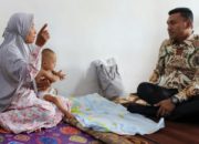 Safaruddin Jenguk Balita Penderita Bocor Jantung di Abdya