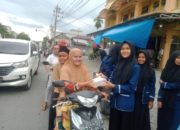Siswa Siswi SMPN 1 Seunagan Berbagi Takjil Ramadan