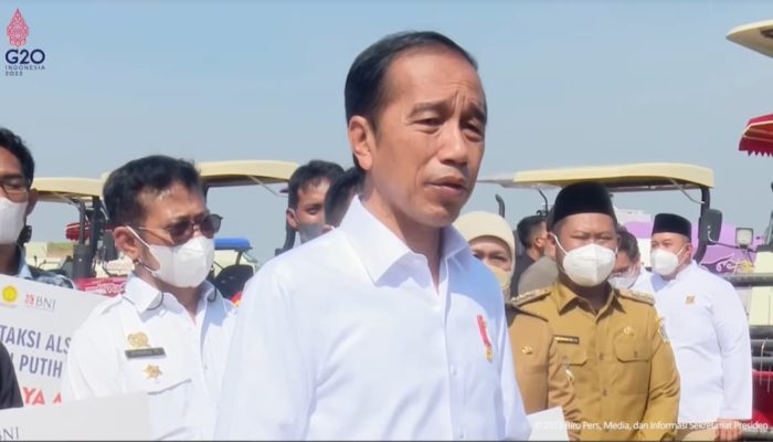 Mulai 26 April, Jokowi Berlakukan Jam Kerja Baru bagi PNS, Waktu Bekerja Hanya Sampai…
