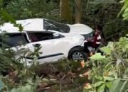 Tragis, Mobil Avanza Terjun ke Jurang Sedalam 10 Meter di Nisam Aceh Utara