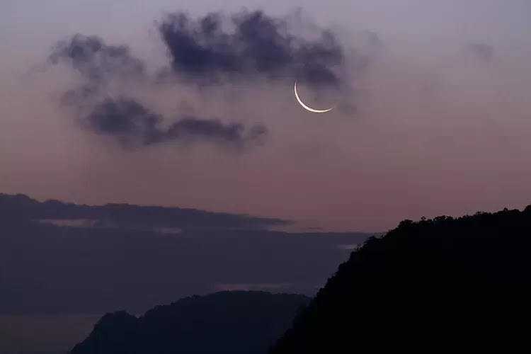 Ilustrasi bulan sabit. Foto: Internet