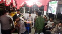 Wakapolres Abdya Tinjau Pos Satkamling Desa Durian Rampak 11 Wakapolres Abdya Tinjau Pos Satkamling Desa Durian Rampak