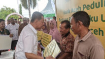 Kunker ke Abdya, Pj Gubernur Aceh Bantu Koptan dan Pelaku UMKM