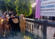 Resmikan Sekretariat DKA, Pj Bupati Nagan Raya Disambut Adat Rapai