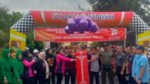 Meriahkan HUT Bhayangkara ke 77, Ribuan Warga Ikuti Jalan Santai Polres Abdya