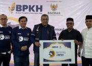 BPKH dan BAZNAS Salurkan Bantuan 4 Ekor Sapi di Aceh