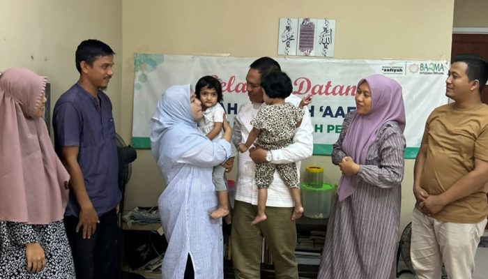 Besuk 2 Balita Bocor Jantung di Jakarta, Pj Bupati Abdya Bantu Biaya Hidup Keluarga Pasien