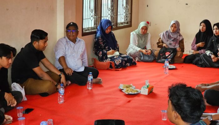 Pj Bupati Mahyuzar Sambangi Asrama IPAU di Banda Aceh