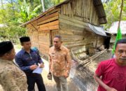Bersama Baitul Mal, Pj Bupati Abdya Kembali Tinjau Rumah Warga Miskin Tak Layak Huni