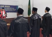 Ketua Pengadilan Tinggi Banda Aceh Lantik 5 Advokat dari PPKHI