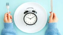 Ingat! 8 Hal Ini Dapat Membatalkan Puasa Ramadan Anda