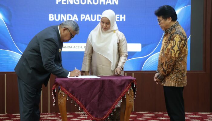 Pj Gubernur Bustami Kukuhkan Mellani Sebagai Bunda PAUD Aceh