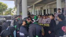 Kader HMI Demo di DPRK, Minta Pemkab Abdya Serius soal Pilkada