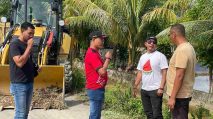 Kerap Banjir, Ketua DPRK dan Pemkab Abdya Keruk Sedimen di Saluran Irigasi Sekunder Tangan-Tangan