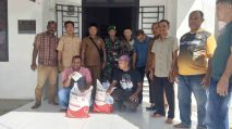 Ratusan Petani dan Pekebun di Gampong Pisang Abdya Terima Pupuk Gratis