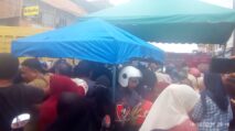 Pasar Murah Pemerintah Aceh di Pasar Blangpidie Diserbu Warga, Pembagian Kupon Sempat Ricuh