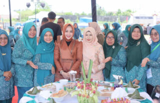 "Gulee Itek Hatee Pisang" Antar TP PKK Setia Juara I Lomba Masak HUT ke-24 Abdya