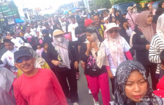 Belasan Ribu Warga Meriahkan Jalan Santai HUT Abdya ke-24