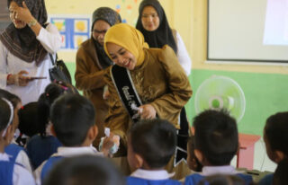 Bunda PAUD Abdya Kunjungi Dua SPS, Dorong Pemenuhan Gizi Anak