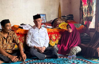 Wabup Abdya Melayat ke Rumah Duka Korban Terseret Arus Krueng Manggeng