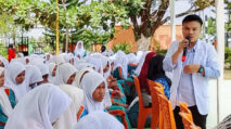 Dinkes dan IDI Abdya Sambangi SMPN 1 Tangan-Tangan, Siswa Diedukasi Hidup Sehat