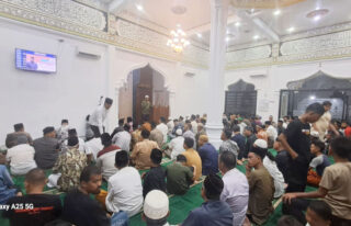 Kajian Karib_Mu Edisi 3 di Abdya Membludak, Jamaah Antusias Simak Tausyiah Dr Aslam Nur