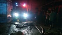 Rumah Warga dan 2 Mobil Hangus Terbakar di Babahrot Abdya