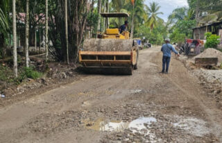 Jalan Dusun Lhok Manee Abdya Akhirnya Tersentuh Aspal di Era Bupati Safaruddin