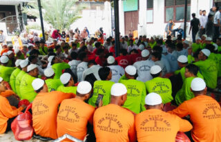 Grup Zikir Bungong Seulanga Semarakkan Peringatan Maulid Nabi di Kuta Tinggi Abdya