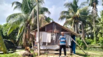 Warga Abdya Kecewa Tanahnya Ditanami Tiang Listrik, Mau Dipindah Malah Ditagih Rp 1 Juta