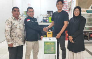 Lazismu Abdya Sebarkan Kotak Infak Berbasis QRIS ke Sejumlah Warkop hingga Swalayan