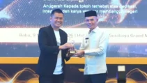 Sukses Turunkan Angka Kemiskinan, Bupati Abdya Terima Penghargaan Tingkat Nasional