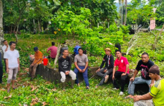 Warga Balohan Sabang Kompak Bersihkan Dua Kompleks Pemakaman