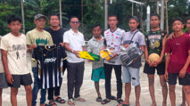 Kasyful Wara Salurkan Bantuan Perlengkapan Olahraga untuk PGL VC