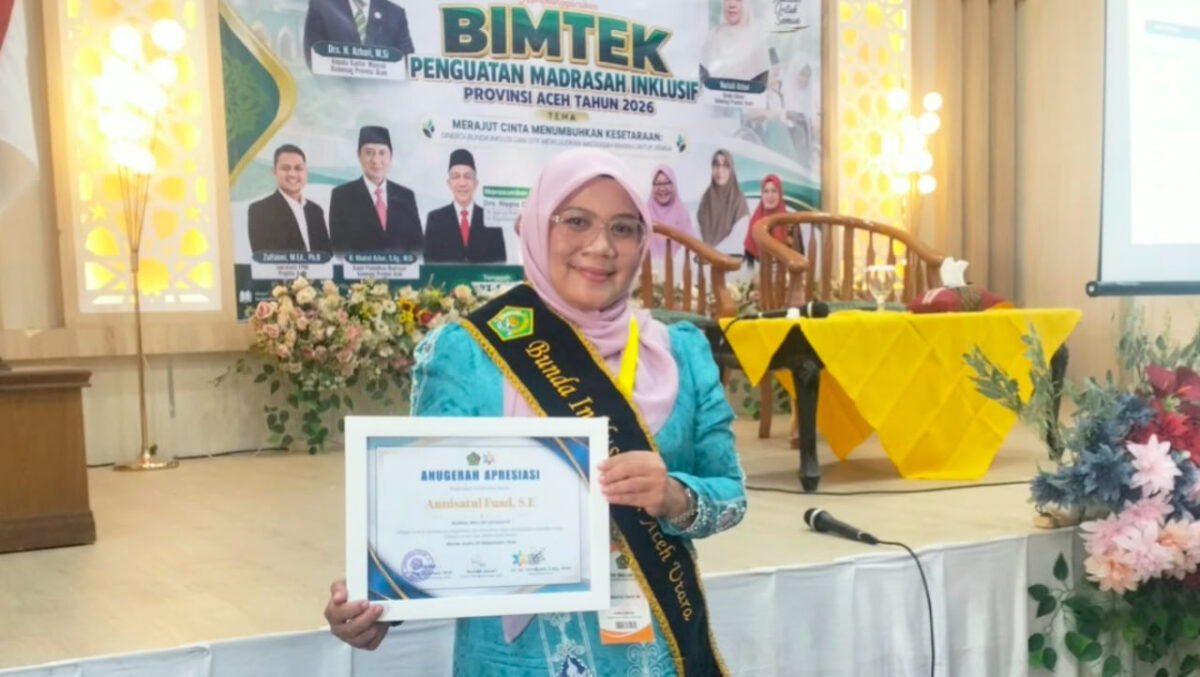 Ny Annisatul Fuad Terima Penghargaan Bunda Inklusi Dedikatif Aceh 2026